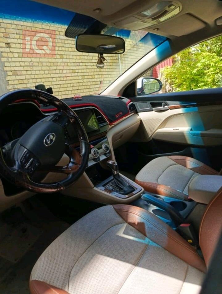 هيونداي النترا